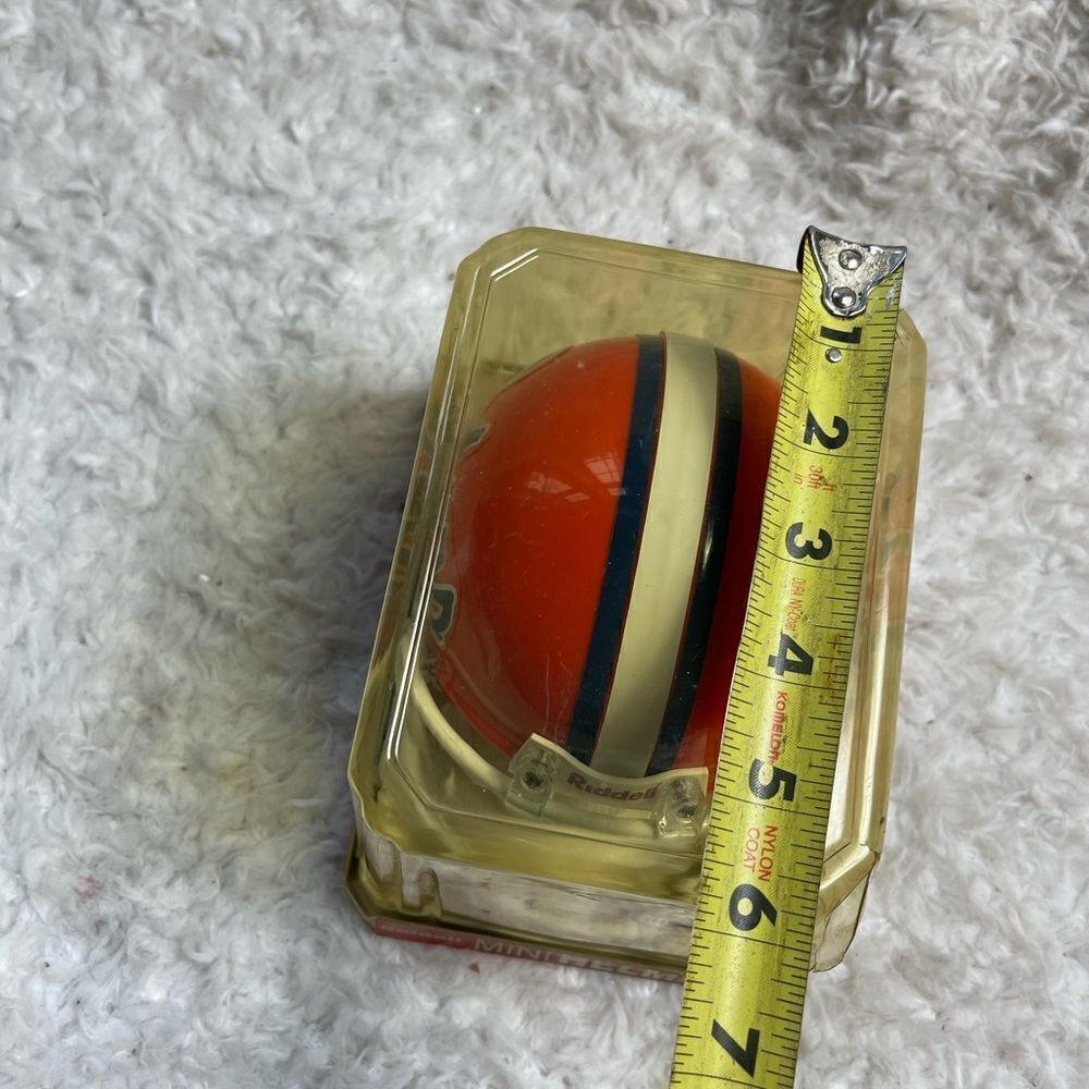 New In Box FLORIDA GATORS - Riddell Mini Football Helmet . - Picture 6 of 9